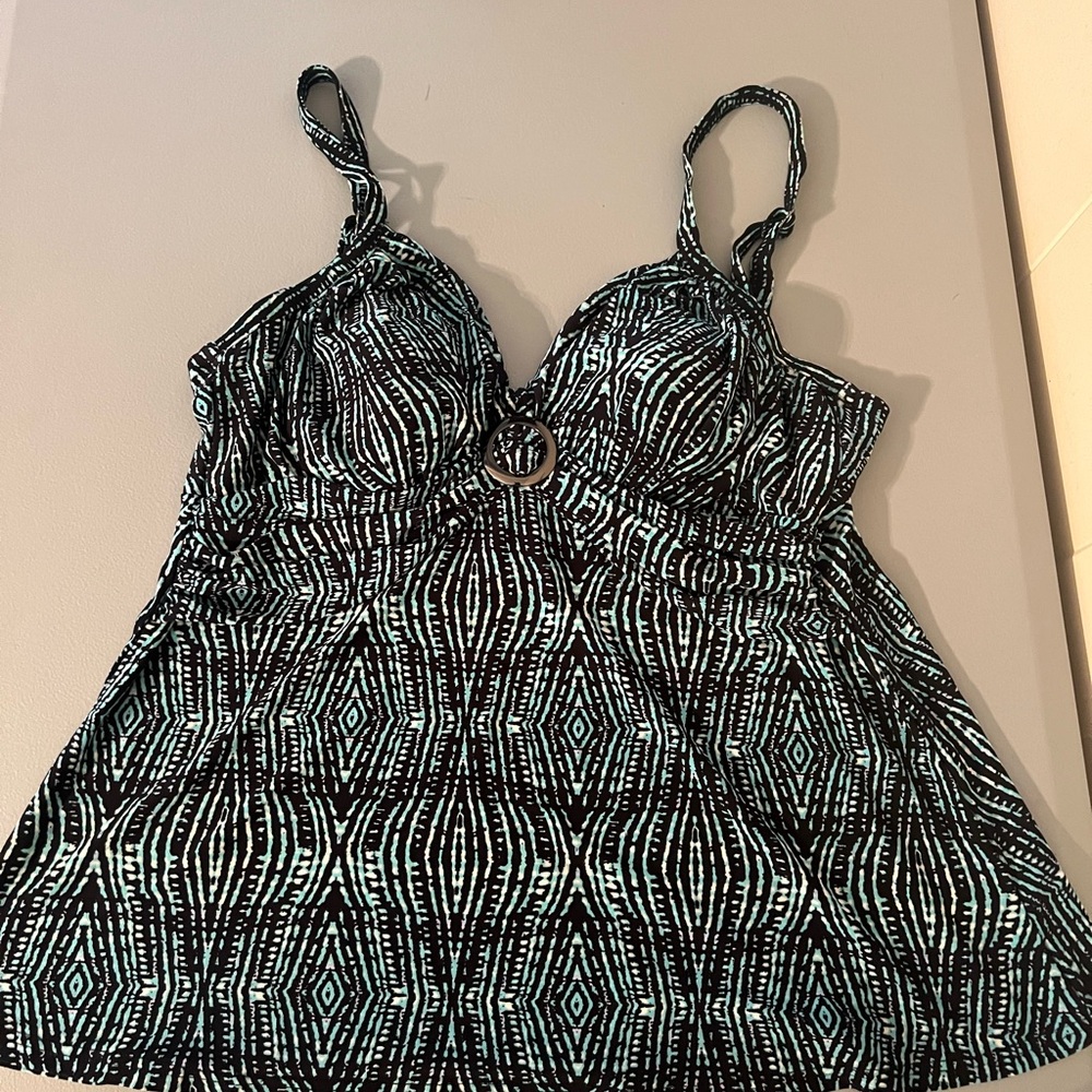 St. John's Bay Black and Green Tankini